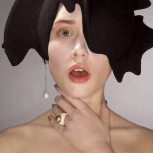 Lõigatud nokats-kübar